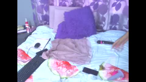 claudine valencia online show from February 1, 3:28 pm