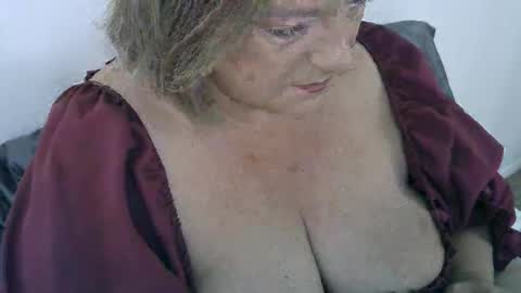 ClaudineDDD online show from January 25, 9:04 pm