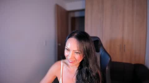 Cleo online show from February 20, 6:19 am