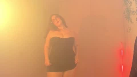 Cleopatra online show from March 22, 1:44 am