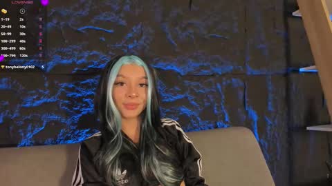 cleowhite_ online show from November 29, 10:25 pm