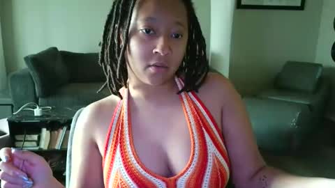 High Queen Clio online show from March 3, 4:57 pm