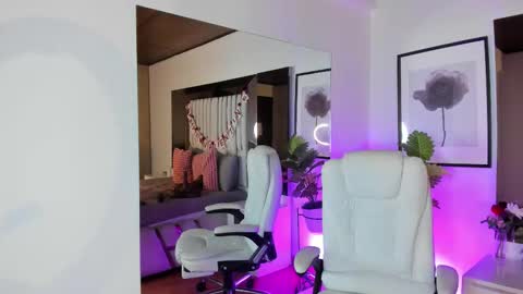 cloeecoopererer online show from February 16, 11:43 am