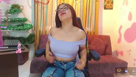 coco_dam online show from December 3, 1:13 pm