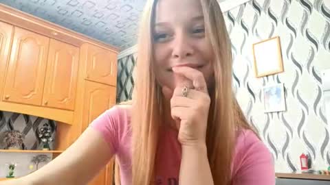 May online show from January 9, 7:13 am