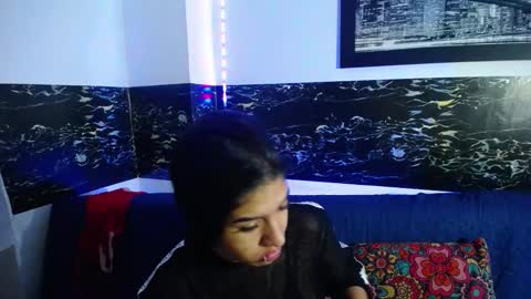  Nahomi  online show from December 17, 11:20 pm