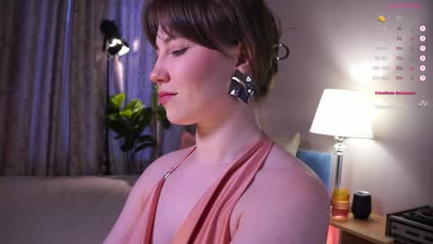 Audrey online show from February 1, 1:43 pm