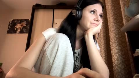 Isabella online show from November 6, 6:14 pm