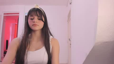 Coraline uwu     Bienvenidos al dulce mundo de Coraline    Hola amores soy Coraline  Una chica  tierna juguetona online show from April 13, 6:20 pm