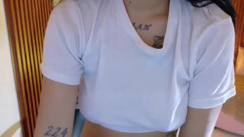 corall_tay1 online show from May 21, 11:52 am