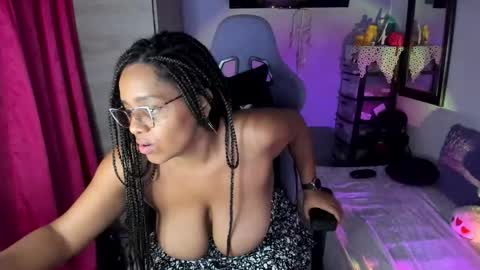 corina online show from September 28, 1:56 am