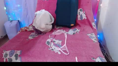 corinnahothotxxx online show from February 8, 12:50 pm