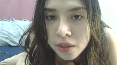 Liz Gwyneth Charlota online show from March 1, 3:45 pm