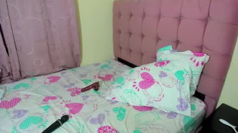 couple_megan_and_jhon2 online show from April 15, 11:38 pm