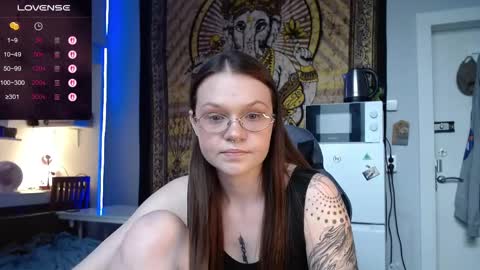 cranberry_hot online show from May 29, 11:41 am
