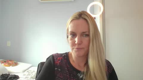 Anny online show from January 6, 5:38 pm