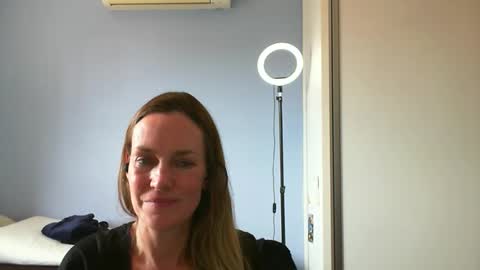 Anny online show from November 12, 4:38 pm