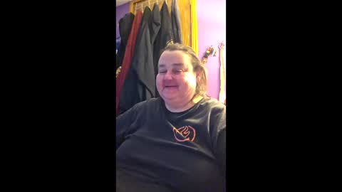 crazygirl802 online show from April 16, 10:23 pm