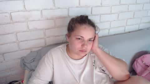 Crazyy Girl  online show from October 9, 6:23 pm