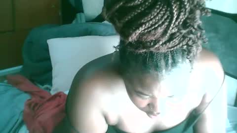 Lux online show from January 10, 11:20 pm