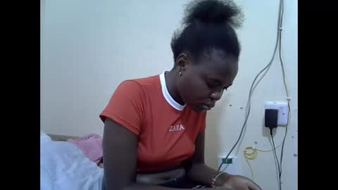 creamyypussyy online show from March 6, 5:57 am