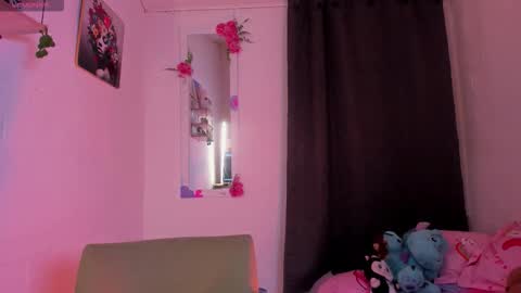 Cris online show from March 2, 11:43 pm