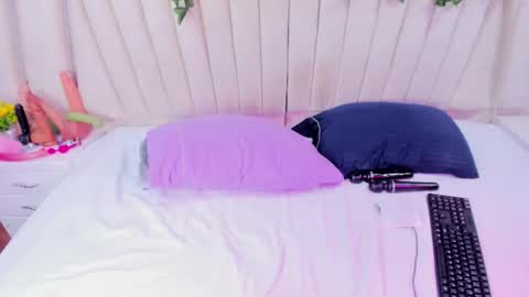 Cristal online show from October 10, 4:39 am