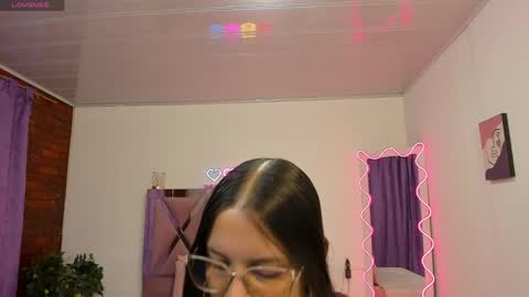 cristy_tay online show from April 16, 11:32 am