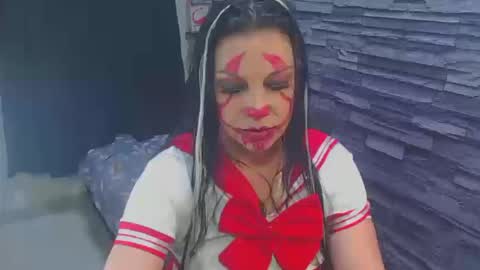 Snapshot of cruela_deviil chatting on October 15, 1:30 am cruela_deviil online show from October 15, 1:30 am
