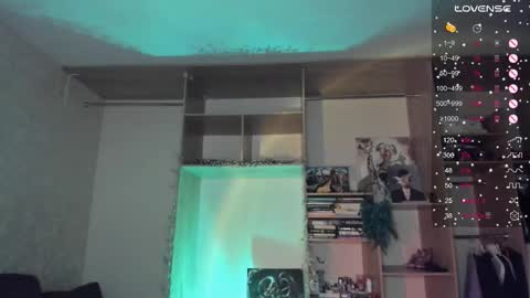 Lilith online show from December 14, 8:03 pm