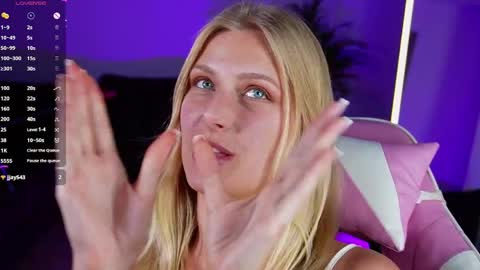 Crystal online show from April 20, 8:01 pm