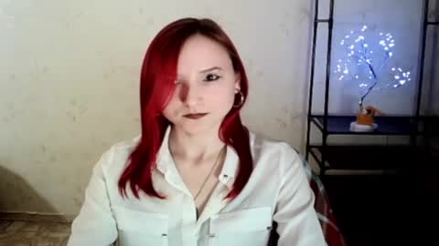 crystal_carnation online show from May 12, 7:09 pm