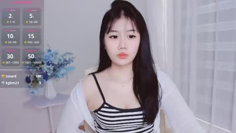crystal_lea online show from October 16, 2:14 am
