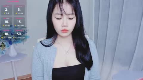 crystal_lea online show from October 14, 1:30 am