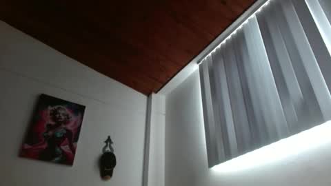 Crystal Blaze online show from April 13, 5:03 pm