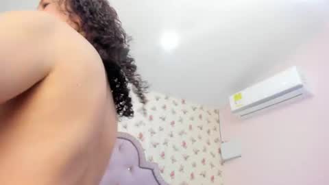 Milf Latina online show from July 25, 4:36 pm