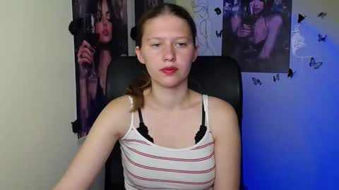Stella online show from May 31, 12:22 pm