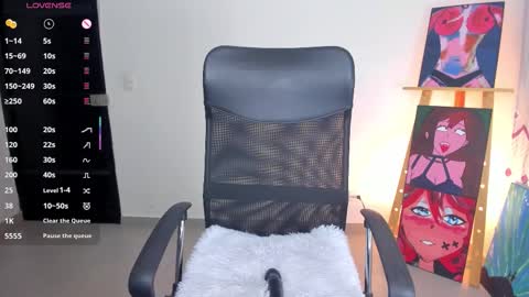 Snapshot of cuarzox chatting on October 7, 4:17 am Rouse My birthday will be very soon dont forget it 26 june 1200am Colombia hour online show from October 7, 4:17 am