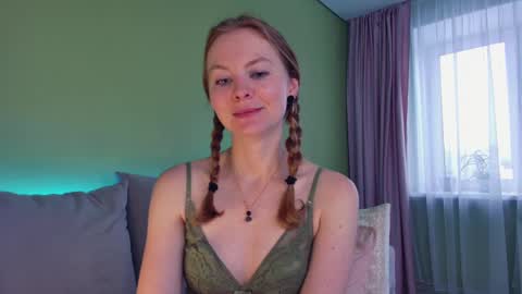 Alexia online show from February 4, 6:46 am