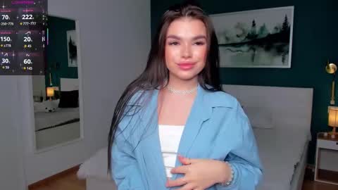 Silvia online show from November 6, 7:36 am