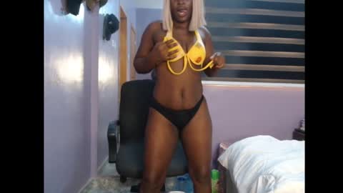 Lizzy online show from January 12, 9:47 am