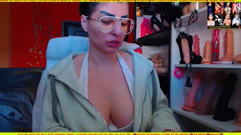 cuminmenowbby online show from October 24, 2:46 pm