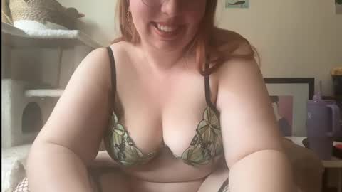 Cate online show from March 17, 6:56 pm