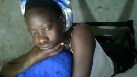 cute_doria online show from December 15, 2:17 am