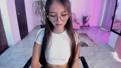 Bella Fox online show from April 6, 3:24 pm