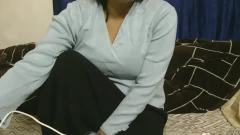 Snapshot of cute_kashmira99 chatting on January 5, 12:10 pm kashmira online show from January 5, 12:10 pm