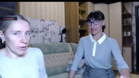 cute_lion_ online show from October 27, 12:55 pm