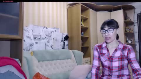 cute_lion_ online show from November 20, 10:38 am