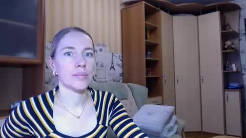 cute_lion_ online show from March 10, 2:21 pm