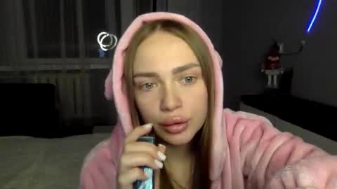 cute_shy06 online show from January 7, 7:28 pm